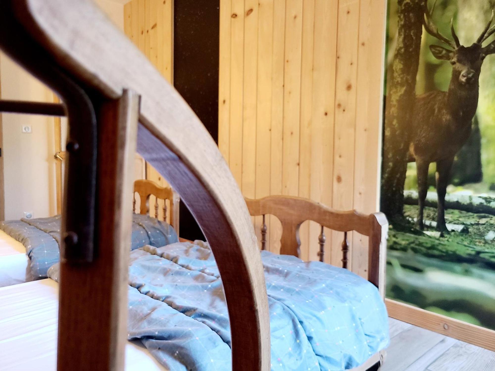Gites La Boletiere Saint-Étienne-du-Valdonnez Room photo